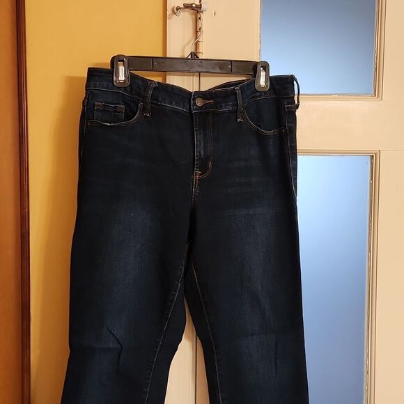 Old Navy Women's "Power Straight" Dark Wash Jeans Size 10 - Picture 3 of 8